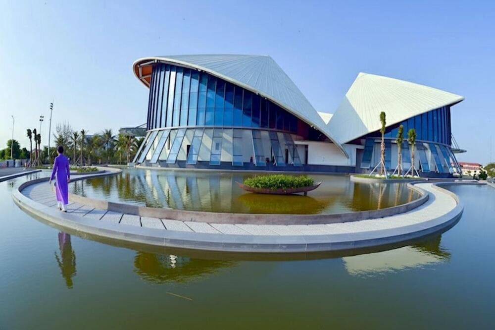 Nơi đây là điểm đến thu hút đông đảo du khách trong và ngoài nước khi đến với Bạc Liêu